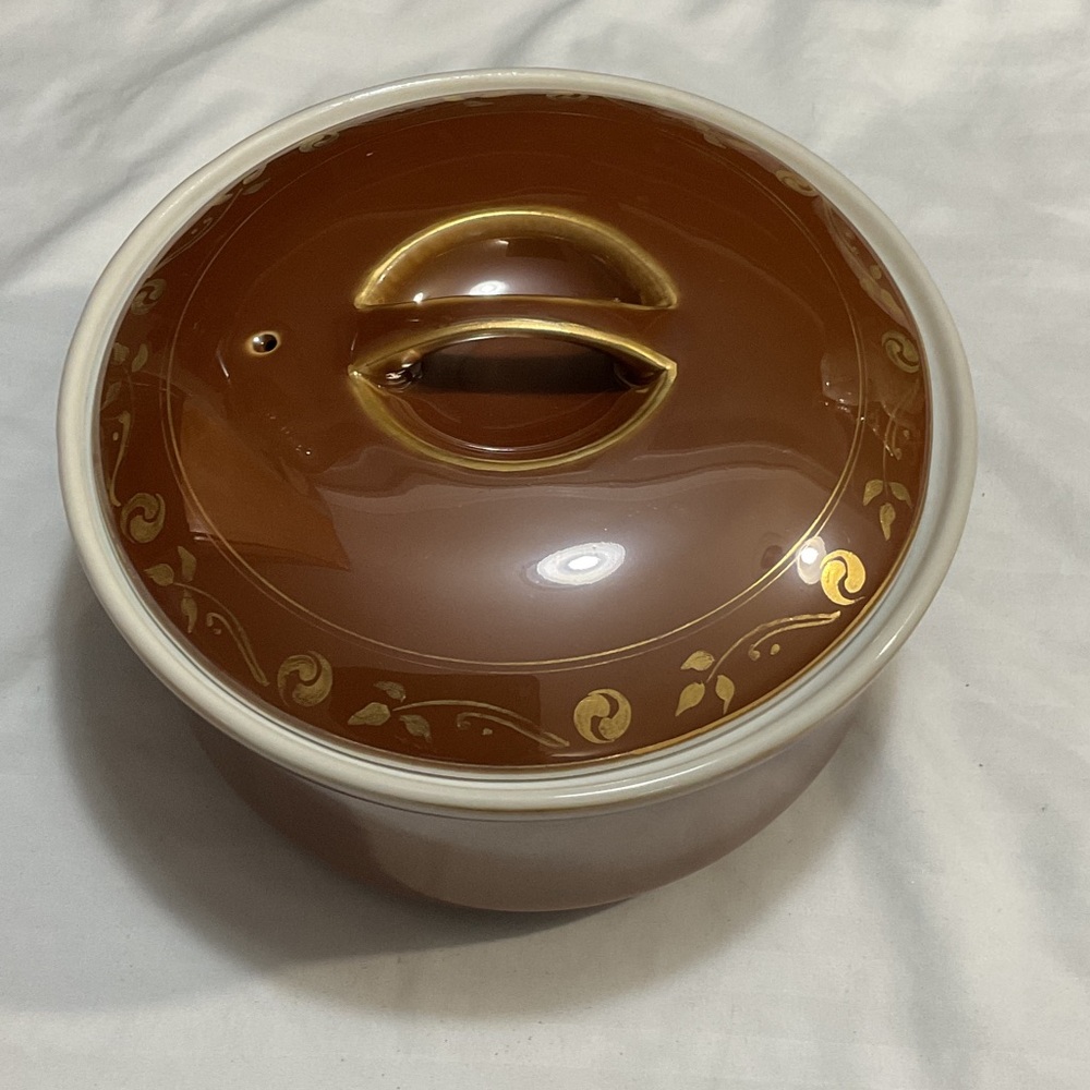Elegant Brown Ceramic Casserole Dish
